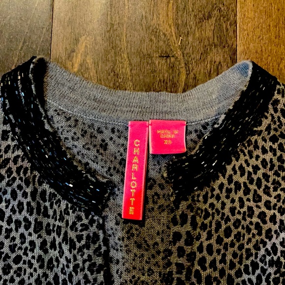 Gray leopard cardigan with gorgeous beading accent - Picture 3 of 3